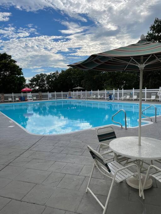 Penthouse Suite At Holiday Hills Book Today แบรนสัน ภายนอก รูปภาพ