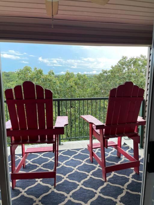 Penthouse Suite At Holiday Hills Book Today แบรนสัน ภายนอก รูปภาพ